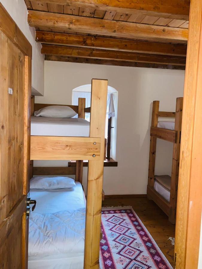 Guest House And Hostel Val-Mar Gjirokastra Kültér fotó