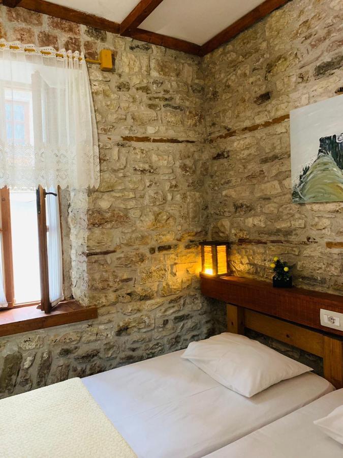 Guest House And Hostel Val-Mar Gjirokastra Kültér fotó