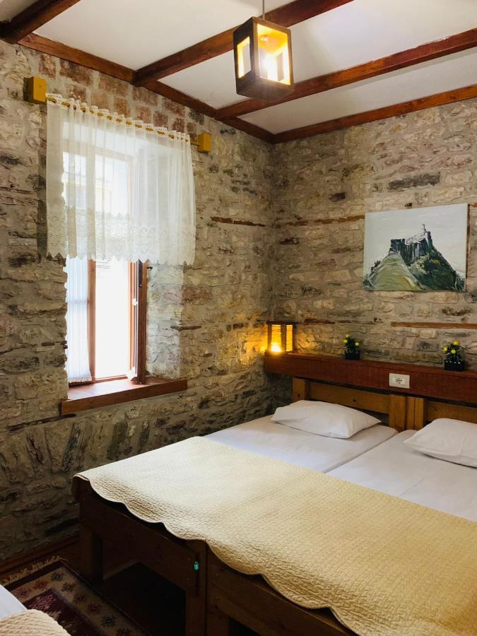 Guest House And Hostel Val-Mar Gjirokastra Kültér fotó