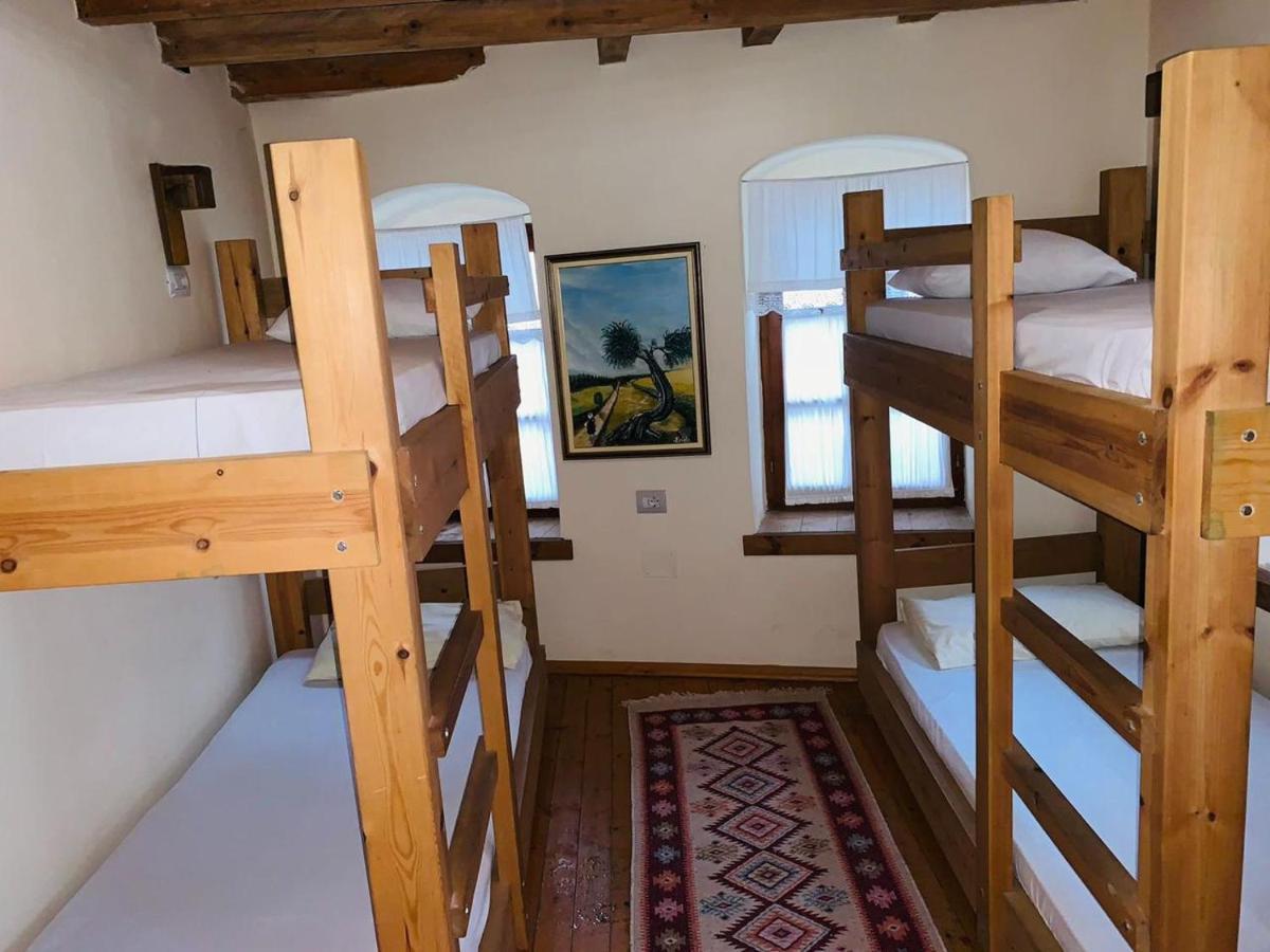 Guest House And Hostel Val-Mar Gjirokastra Kültér fotó