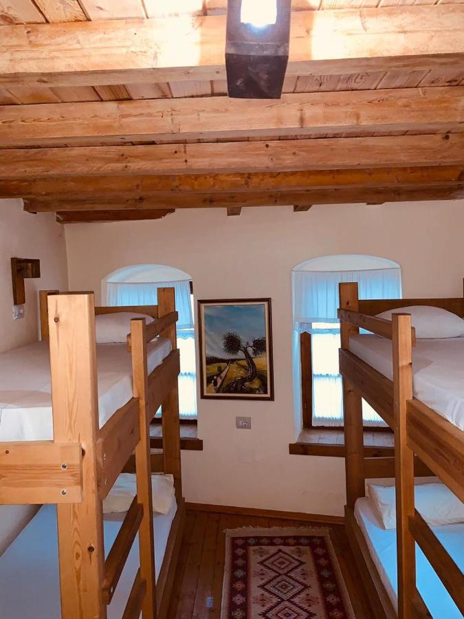Guest House And Hostel Val-Mar Gjirokastra Kültér fotó