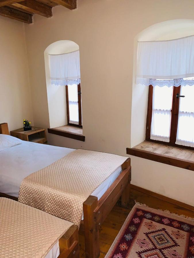 Guest House And Hostel Val-Mar Gjirokastra Kültér fotó