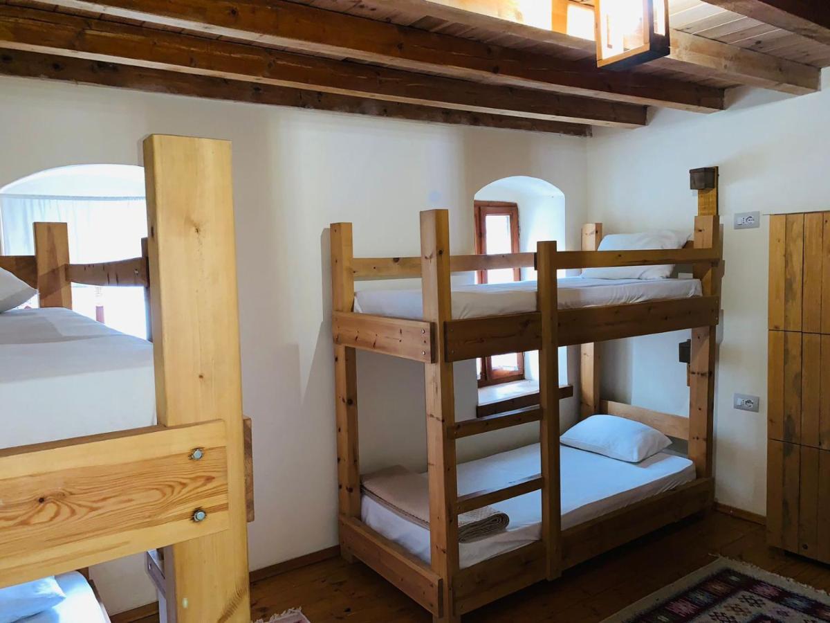 Guest House And Hostel Val-Mar Gjirokastra Kültér fotó