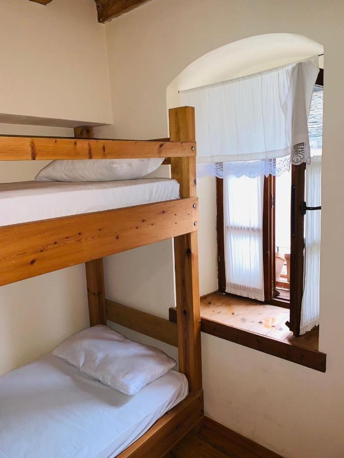 Guest House And Hostel Val-Mar Gjirokastra Kültér fotó